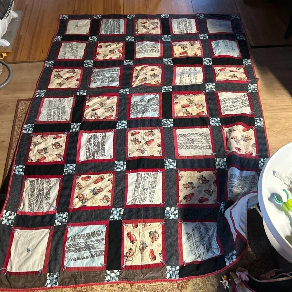 Disney Pixar Cars Handmade‎ Tied Quilt Patchwork Blanket Lightning McQueen Mater
